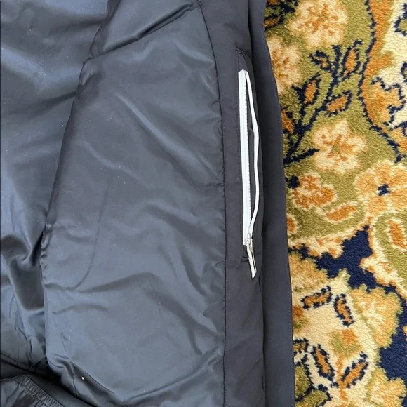 Spyder “Amp” Women's Black and White Ski Jacket size 10 or size M - Picture 9 of 13